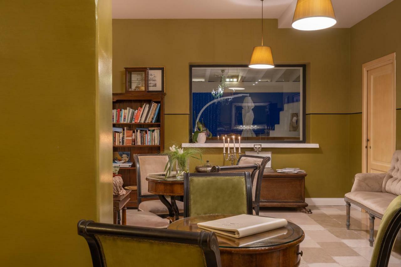 La Locanda Del Carrubo Mattinata Luaran gambar